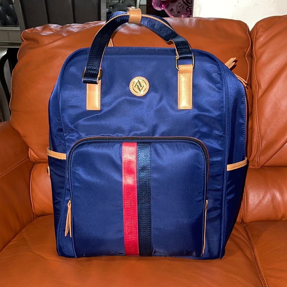 NWT ADRIENNE VITTADINI NAVY TRAVEL BACKPACK